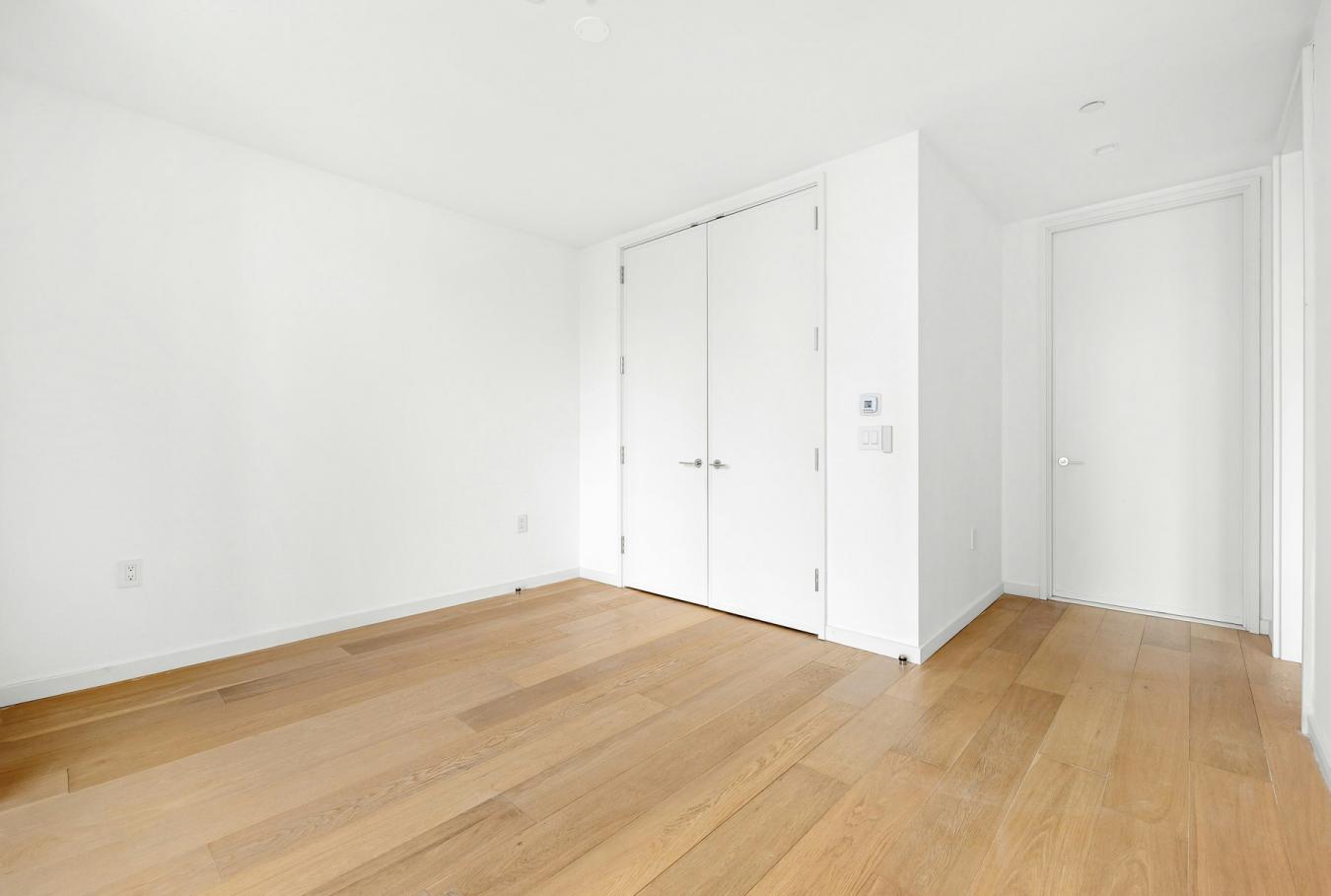 New York, New York, 10023, United States, 1 Bedroom Bedrooms, ,1 BathroomBathrooms,Residential,For Sale,2008638