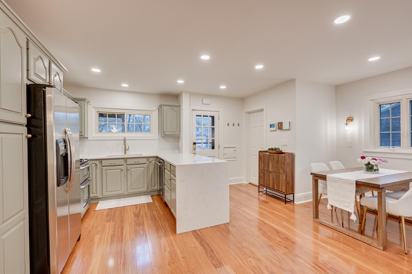 Metuchen, Middlesex, 08840, United States, 4 Bedrooms Bedrooms, ,2 BathroomsBathrooms,Residential,For Sale,2008880