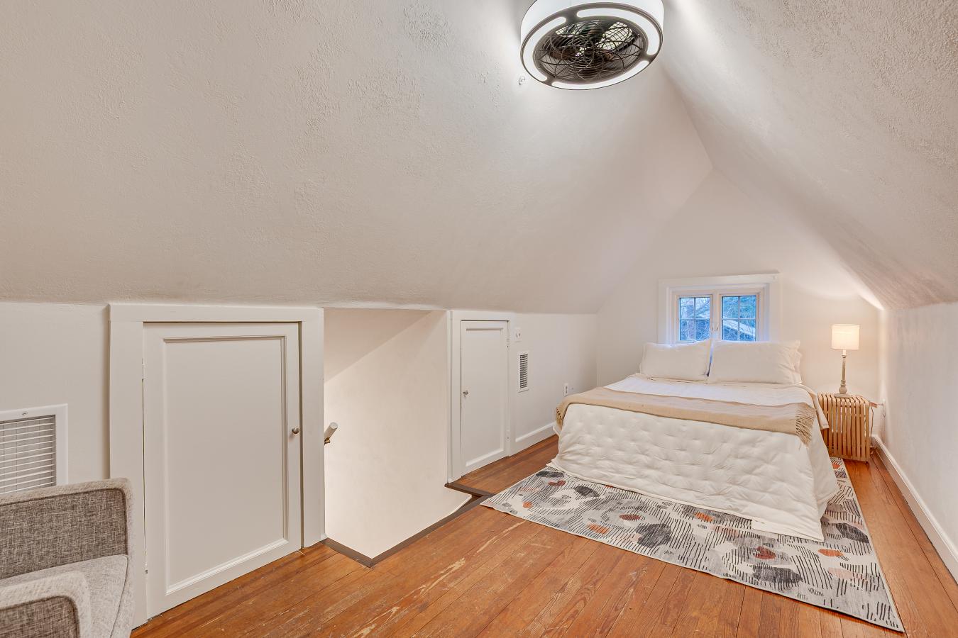 Metuchen, Middlesex, 08840, United States, 4 Bedrooms Bedrooms, ,2 BathroomsBathrooms,Residential,For Sale,2008880