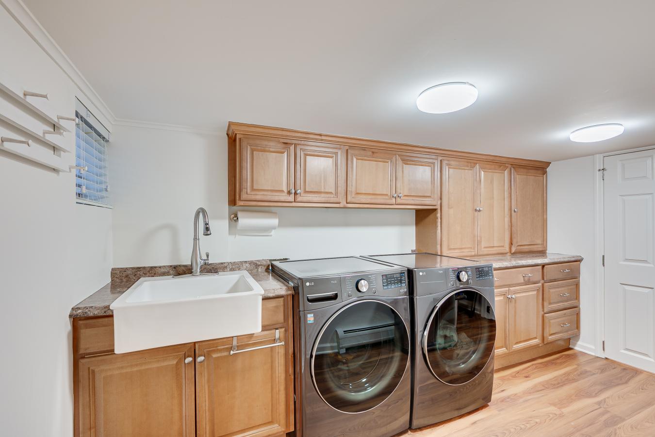 Metuchen, Middlesex, 08840, United States, 4 Bedrooms Bedrooms, ,2 BathroomsBathrooms,Residential,For Sale,2008880