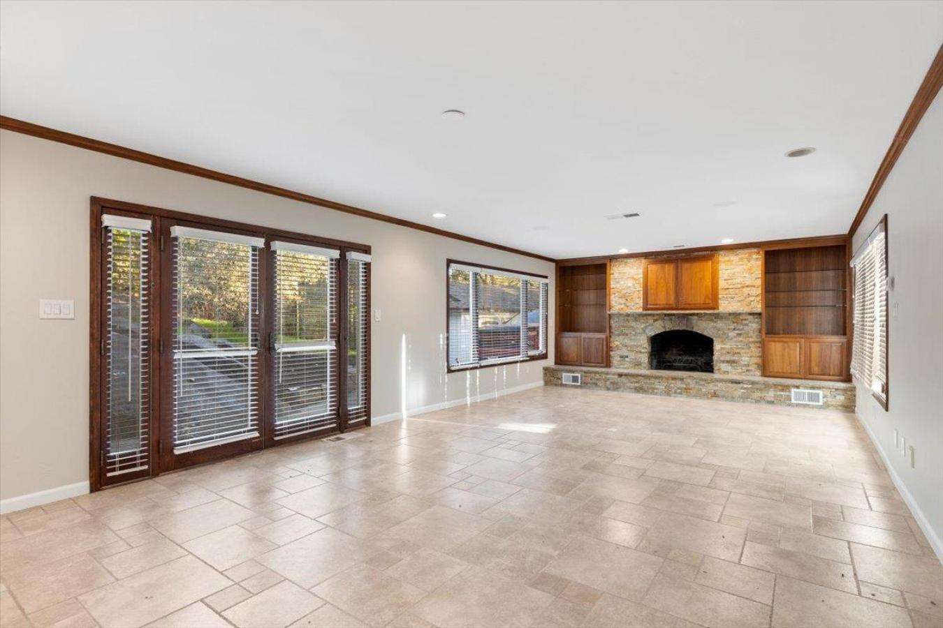 Loomis, Placer, 95650, United States, 5 Bedrooms Bedrooms, ,3 BathroomsBathrooms,Residential,For Sale,2016292