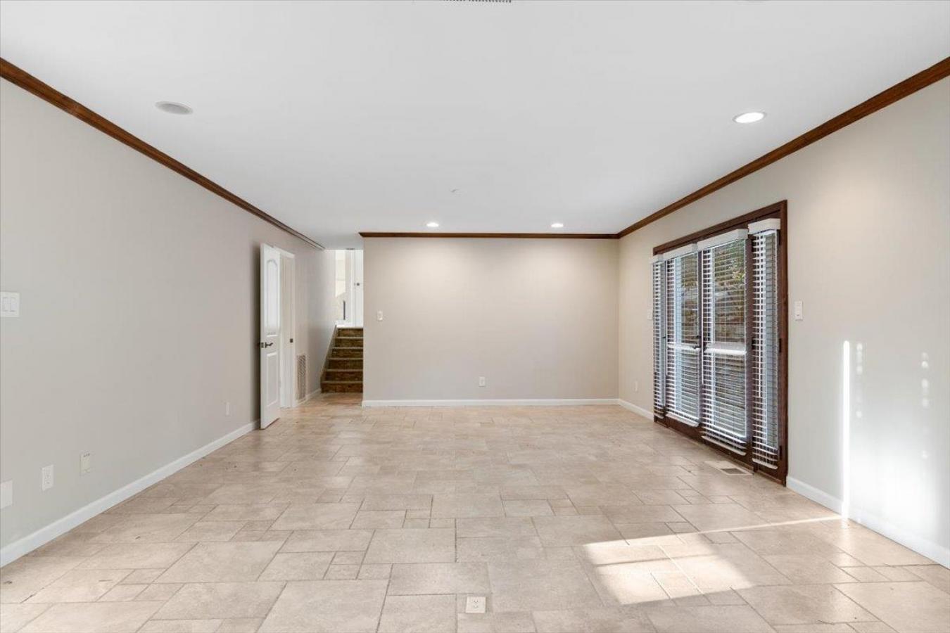 Loomis, Placer, 95650, United States, 5 Bedrooms Bedrooms, ,3 BathroomsBathrooms,Residential,For Sale,2016292