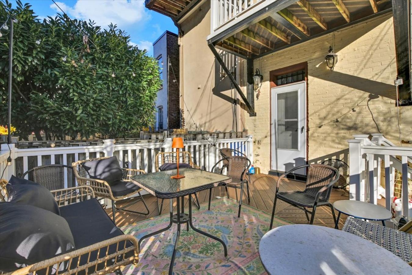 Washington, District Of Columbia, 20009, United States, 6 Bedrooms Bedrooms, ,4 BathroomsBathrooms,Residential,For Sale,2008873