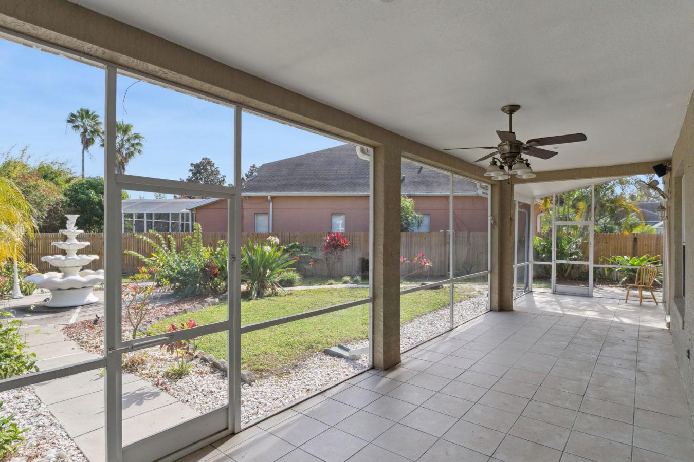 Orlando, Florida, 32836, United States, 5 Bedrooms Bedrooms, ,3 BathroomsBathrooms,Residential,For Sale,2009779