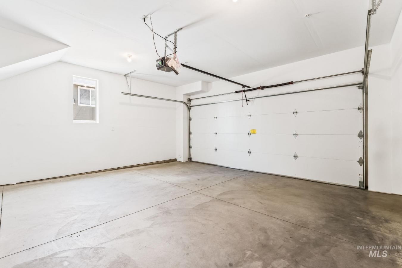 Boise, Ada, 83702, United States, ,Residential,For Sale,2008986