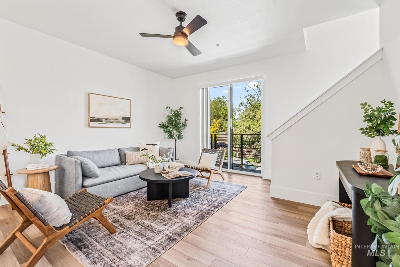 Boise, Ada, 83702, United States, ,Residential,For Sale,2008986