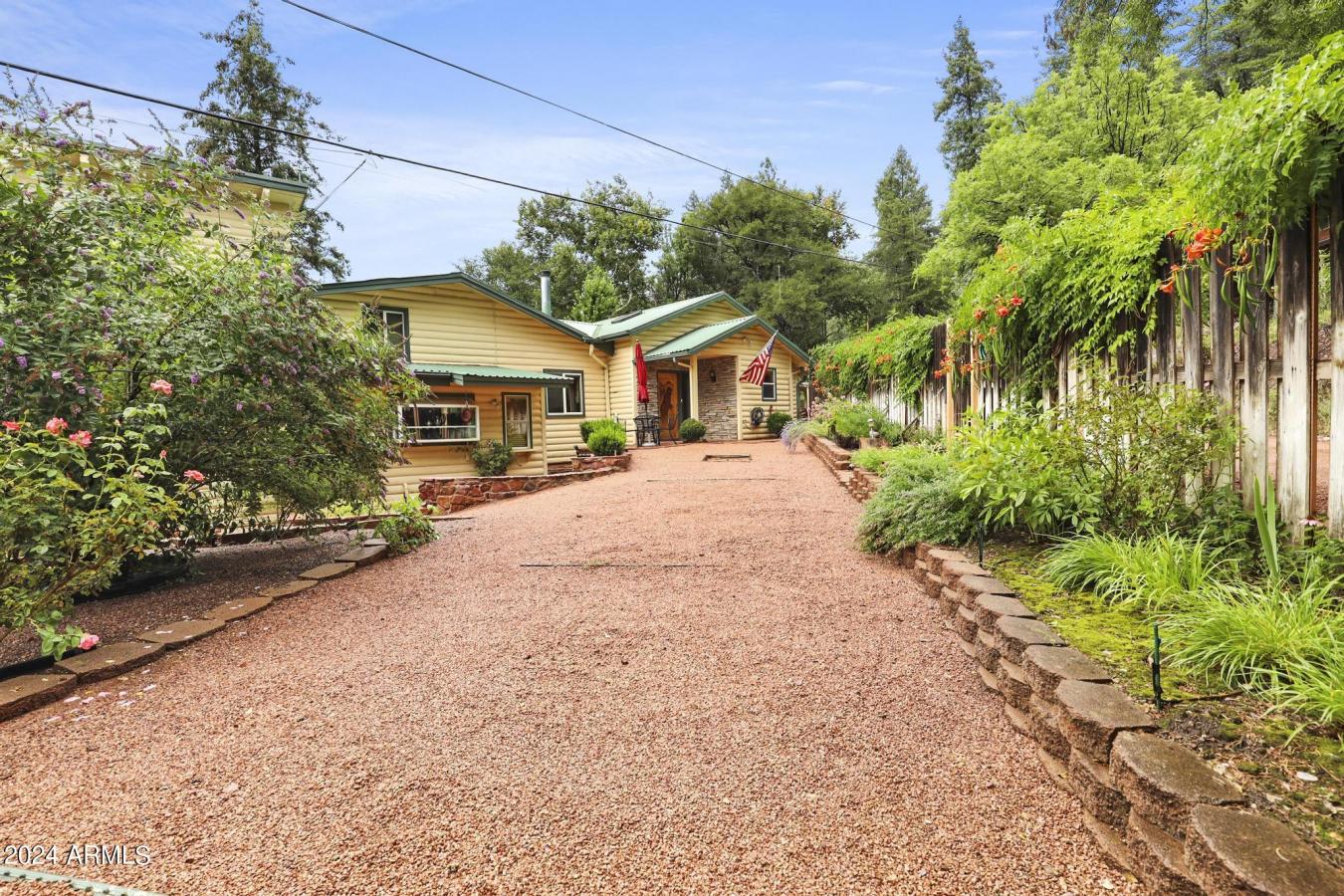 Payson, Gila, 85541, United States, 6 Bedrooms Bedrooms, ,4 BathroomsBathrooms,Residential,For Sale,2008983