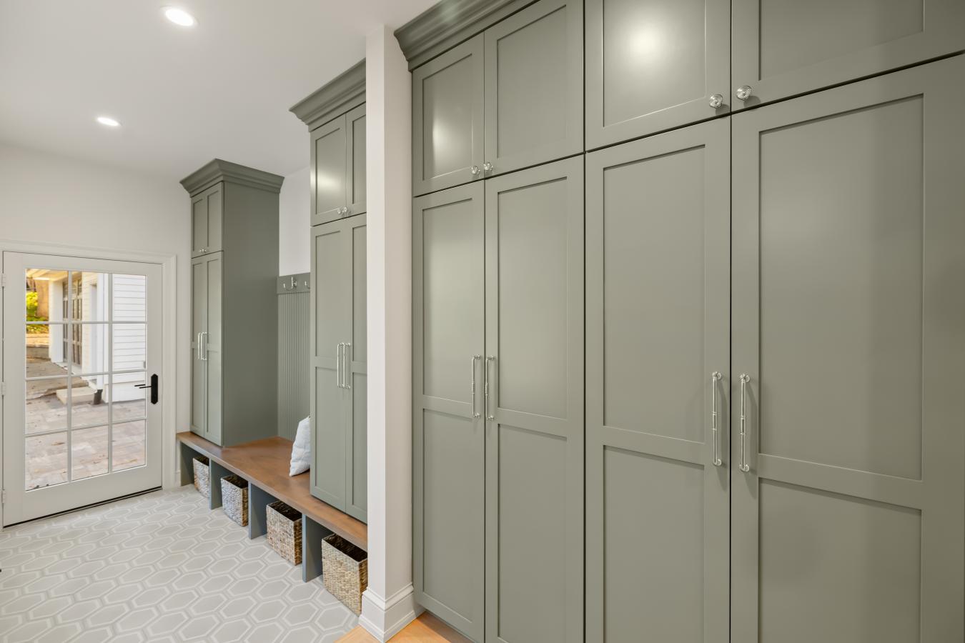 Des Moines, Polk, 50312, United States, 5 Bedrooms Bedrooms, ,6 BathroomsBathrooms,Residential,For Sale,2008871