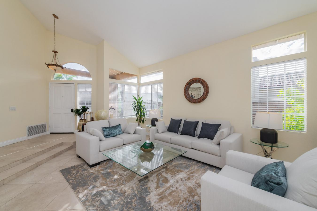 Yorba Linda, Orange, 92887, United States, 4 Bedrooms Bedrooms, ,3 BathroomsBathrooms,Residential,For Sale,2008980