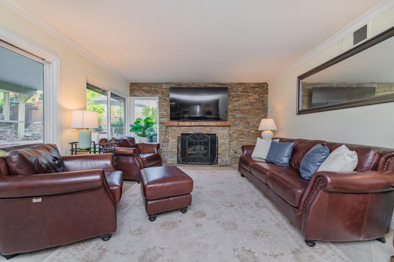 Yorba Linda, Orange, 92887, United States, 4 Bedrooms Bedrooms, ,3 BathroomsBathrooms,Residential,For Sale,2008980