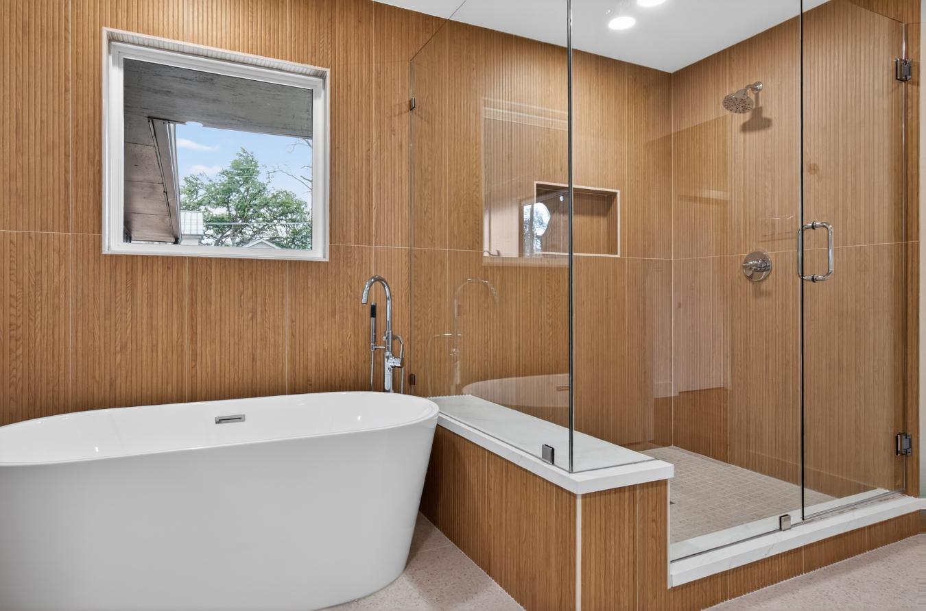 Dallas, Dallas, 75238, United States, 3 Bedrooms Bedrooms, ,2 BathroomsBathrooms,Residential,For Sale,2008978