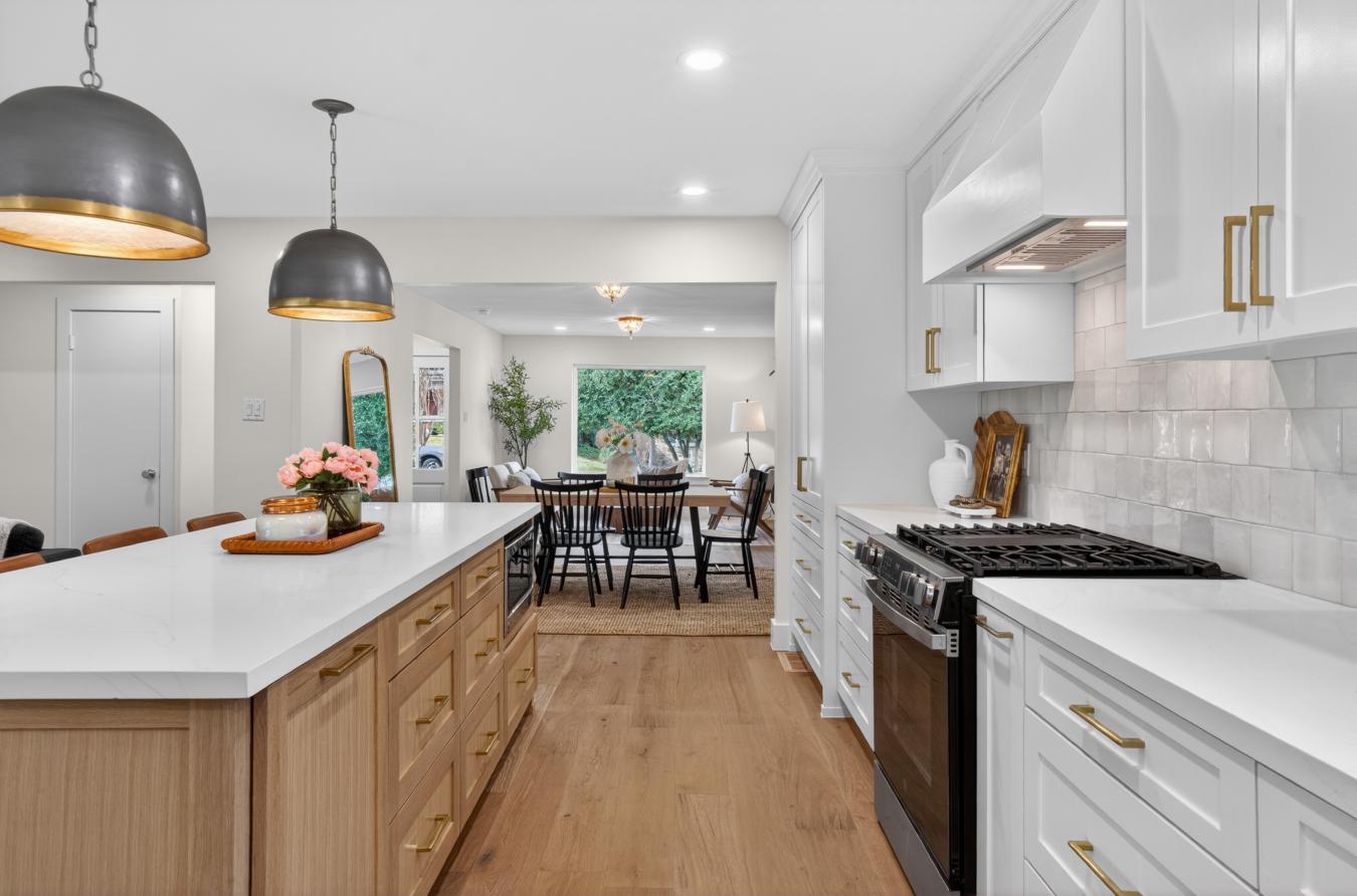 Dallas, Dallas, 75238, United States, 3 Bedrooms Bedrooms, ,2 BathroomsBathrooms,Residential,For Sale,2008978