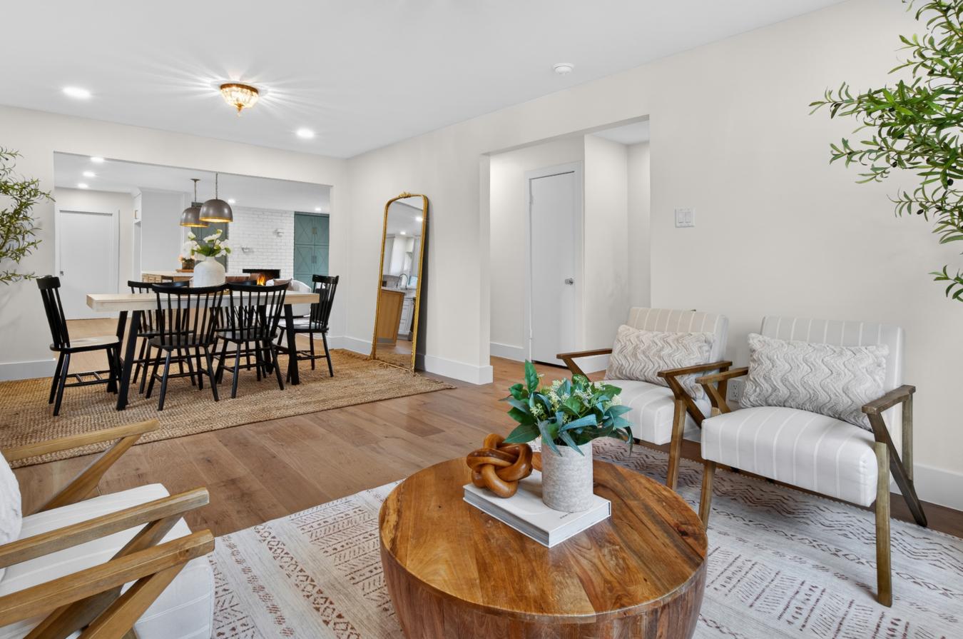 Dallas, Dallas, 75238, United States, 3 Bedrooms Bedrooms, ,2 BathroomsBathrooms,Residential,For Sale,2008978