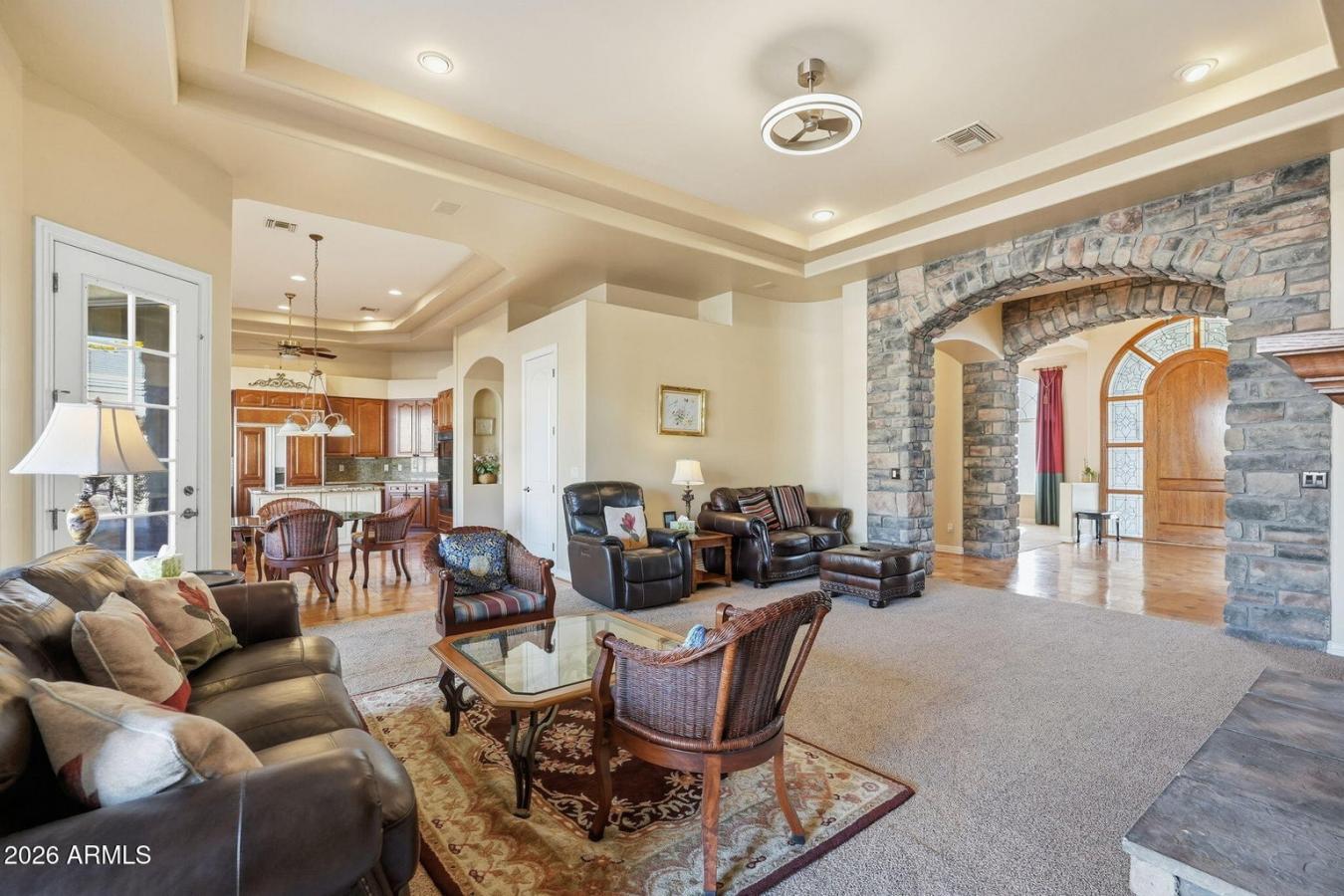 Tempe, Maricopa, 85284, United States, 4 Bedrooms Bedrooms, ,4 BathroomsBathrooms,Residential,For Sale,2008979