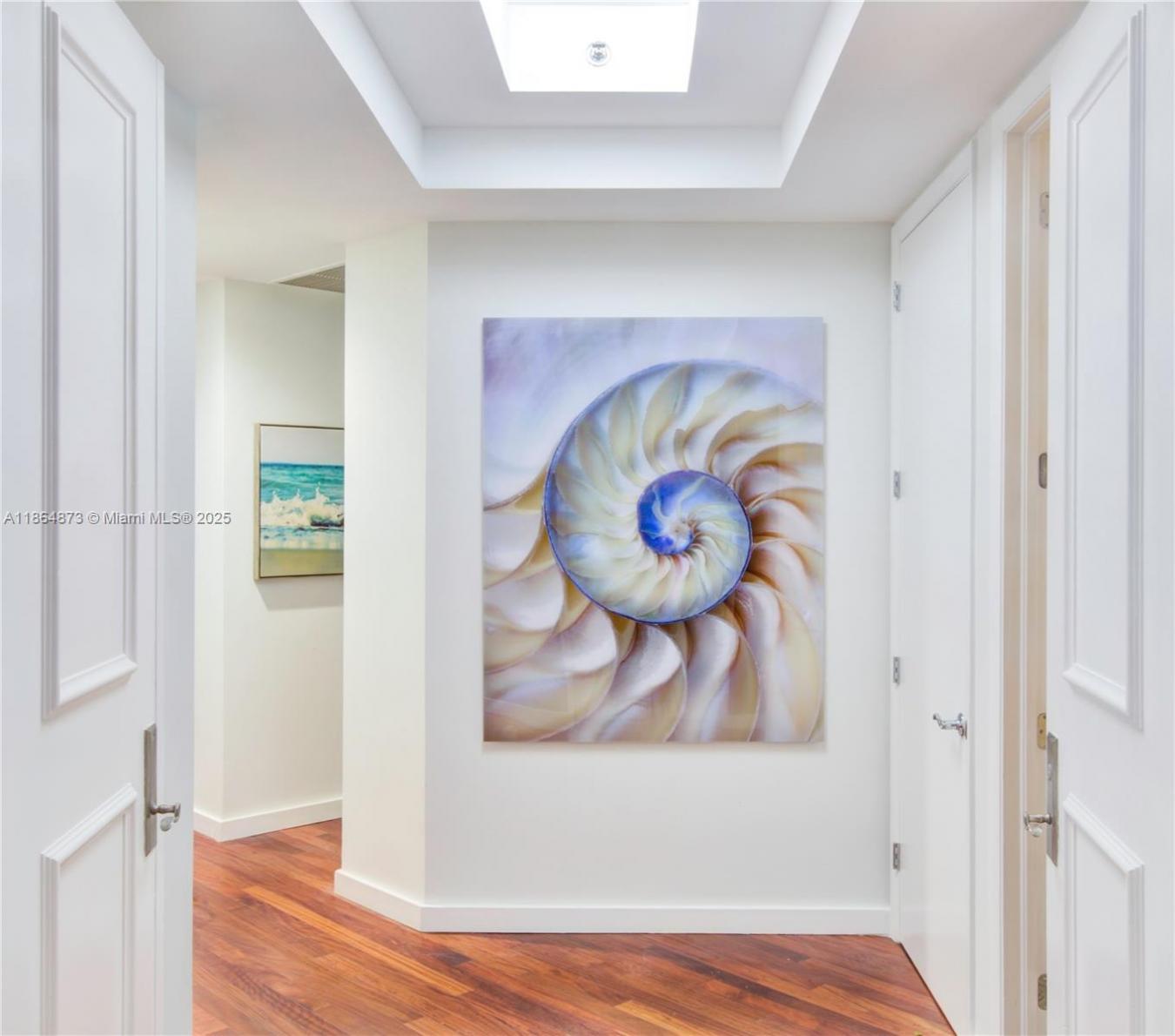 Miami Beach, Florida, 33139, United States, 2 Bedrooms Bedrooms, ,2 BathroomsBathrooms,Residential,For Sale,2009121