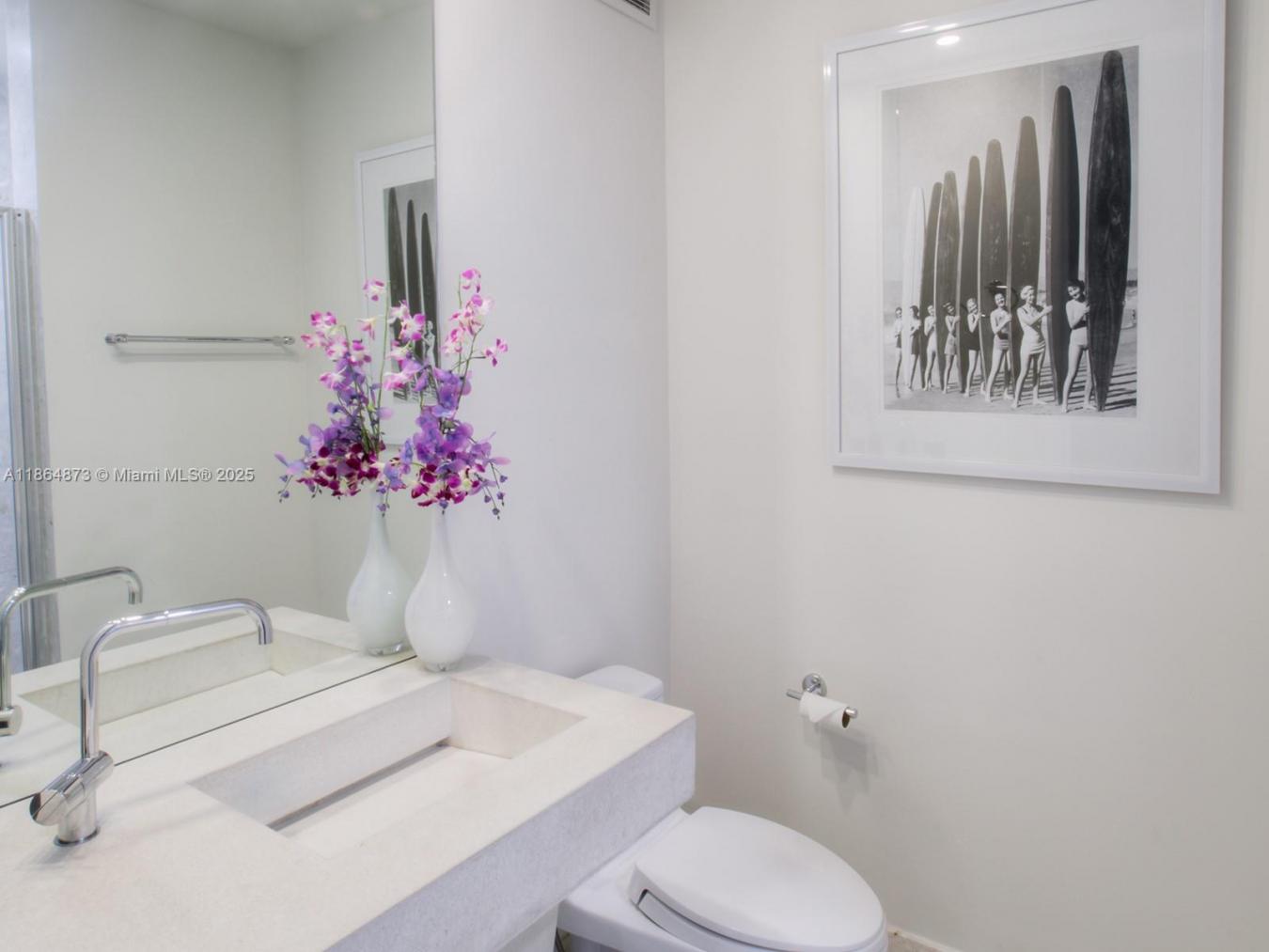 Miami Beach, Florida, 33139, United States, 2 Bedrooms Bedrooms, ,2 BathroomsBathrooms,Residential,For Sale,2009121