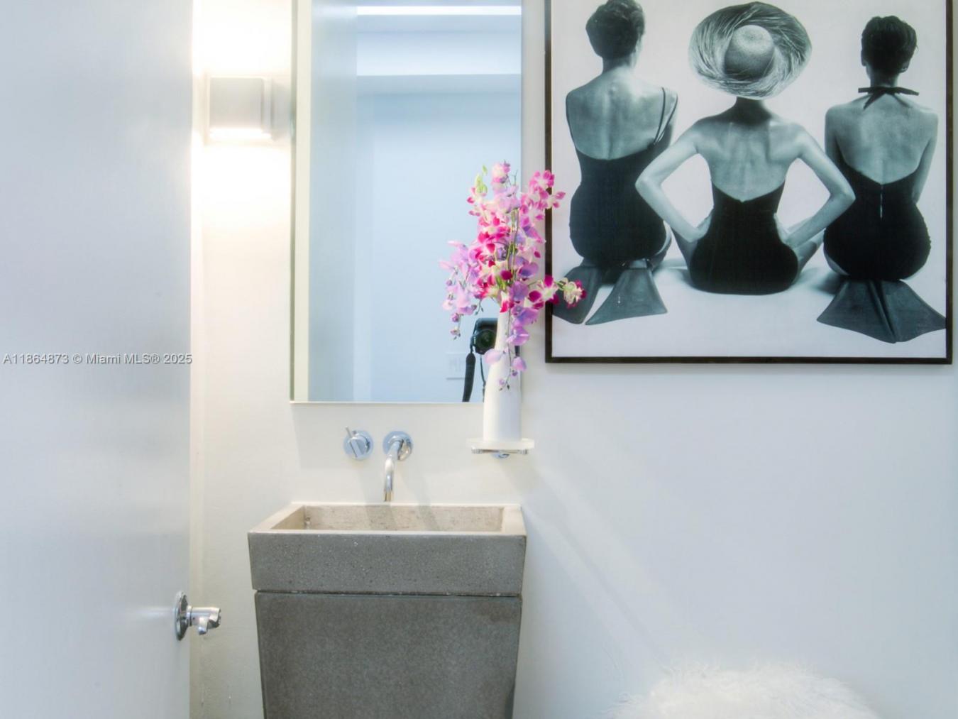 Miami Beach, Florida, 33139, United States, 2 Bedrooms Bedrooms, ,2 BathroomsBathrooms,Residential,For Sale,2009121