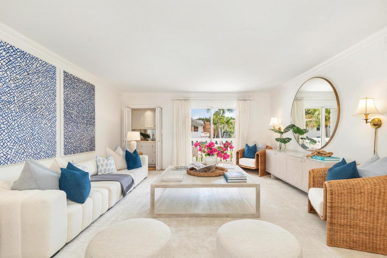 Palm Beach, Florida, 33480, United States, 3 Bedrooms Bedrooms, ,2 BathroomsBathrooms,Residential,For Sale,2009343