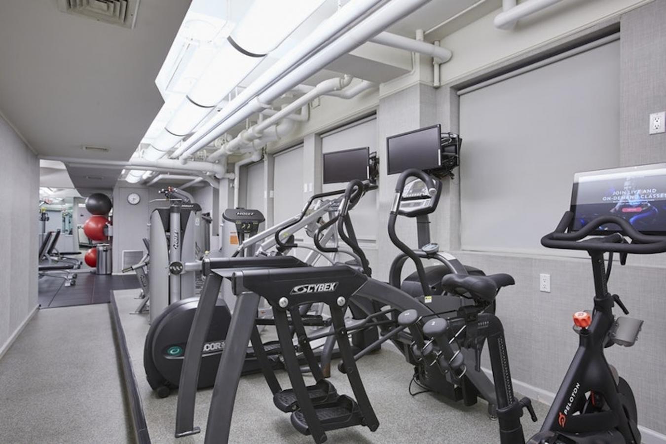 New York, New York, 10128, United States, 3 Bedrooms Bedrooms, ,3 BathroomsBathrooms,Residential,For Sale,2009342