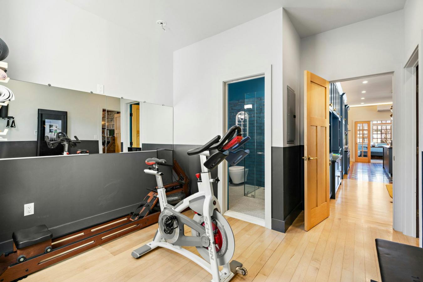 Weehawken, New Jersey, 07086, United States, 7 Bedrooms Bedrooms, ,4 BathroomsBathrooms,Residential,For Sale,2009338