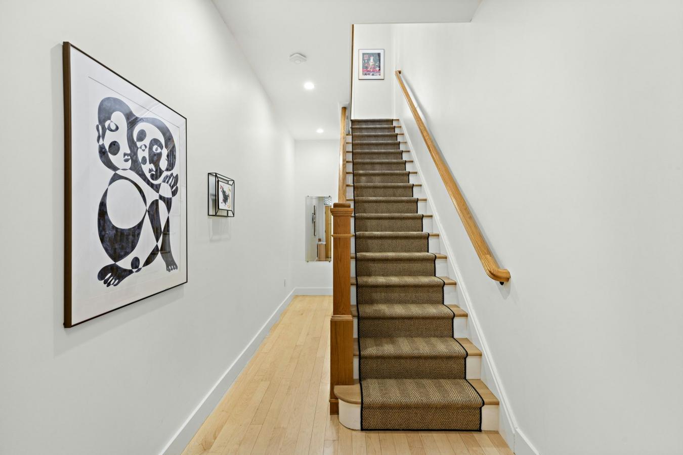 Weehawken, New Jersey, 07086, United States, 7 Bedrooms Bedrooms, ,4 BathroomsBathrooms,Residential,For Sale,2009338