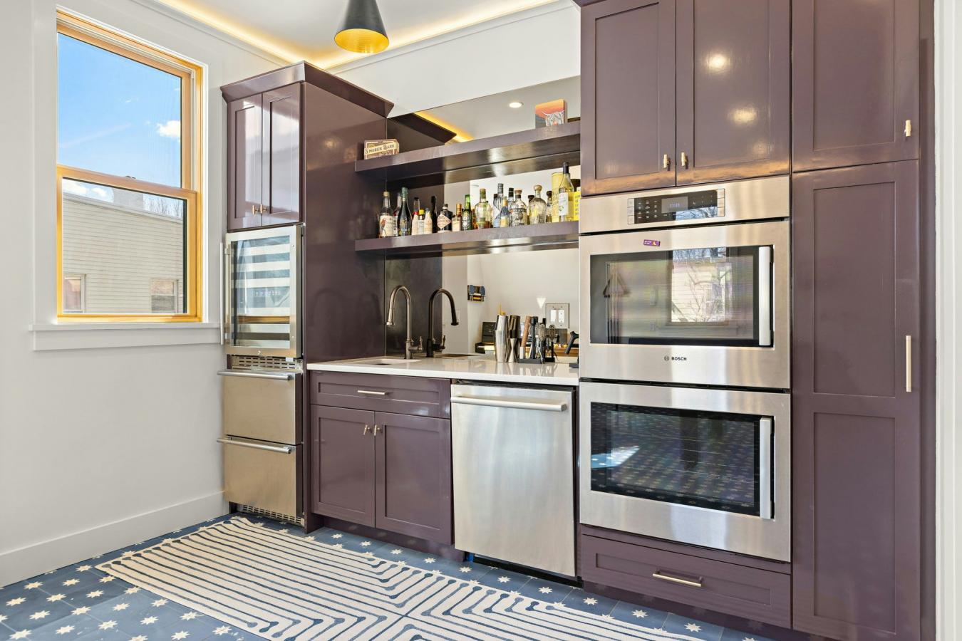 Weehawken, New Jersey, 07086, United States, 7 Bedrooms Bedrooms, ,4 BathroomsBathrooms,Residential,For Sale,2009338