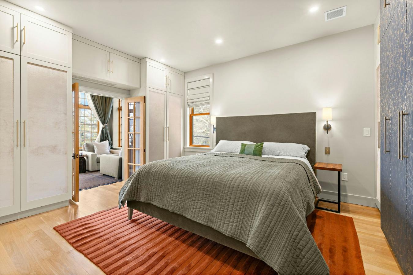 Weehawken, New Jersey, 07086, United States, 7 Bedrooms Bedrooms, ,4 BathroomsBathrooms,Residential,For Sale,2009338