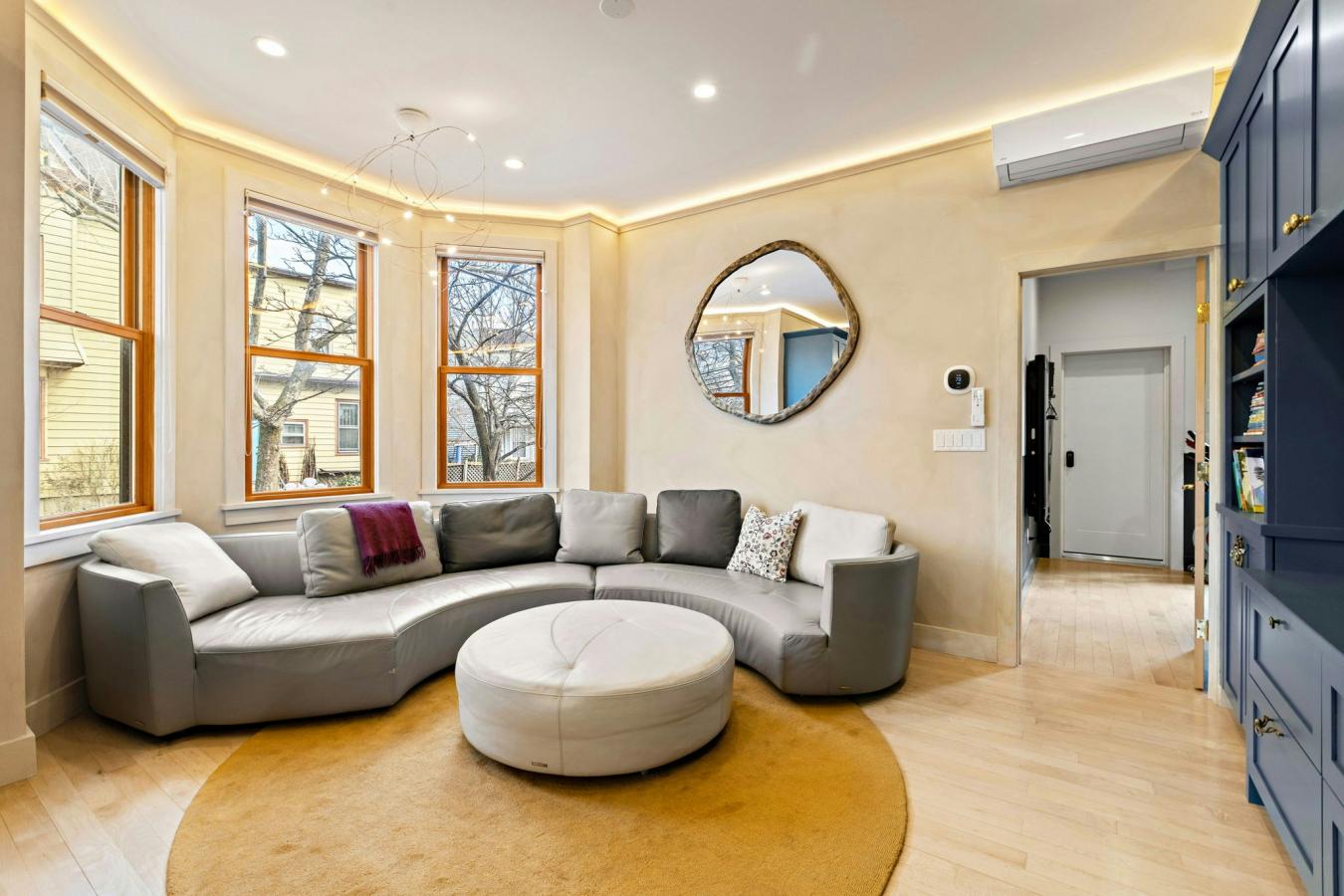 Weehawken, New Jersey, 07086, United States, 7 Bedrooms Bedrooms, ,4 BathroomsBathrooms,Residential,For Sale,2009338