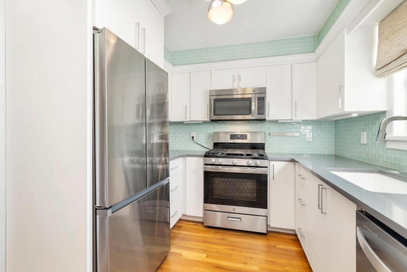 West Palm Beach, Florida, 33405, United States, 3 Bedrooms Bedrooms, ,2 BathroomsBathrooms,Residential,For Sale,2009337