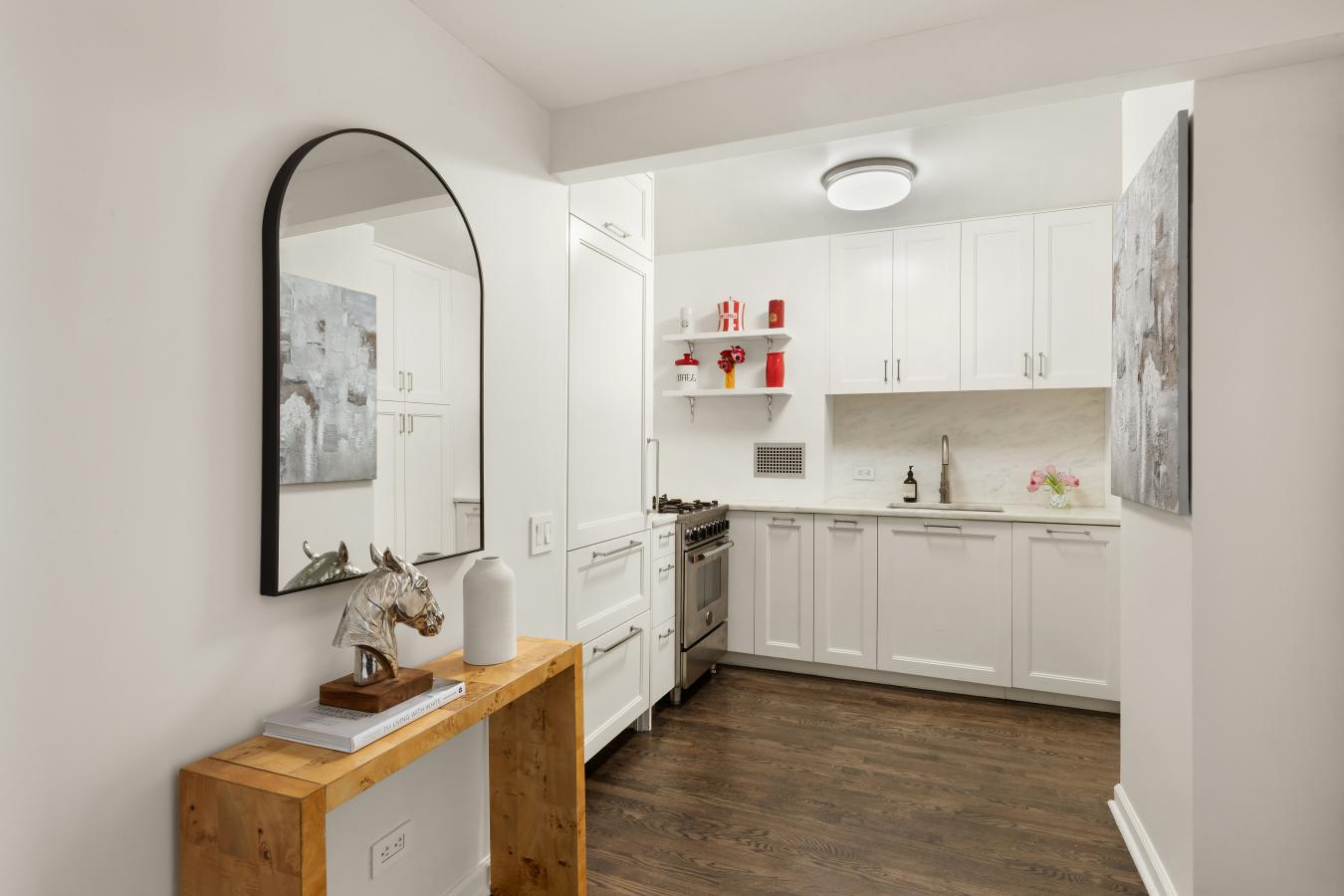 West Village, New York, 10014, United States, 1 Bedroom Bedrooms, ,1 BathroomBathrooms,Residential,For Sale,2009117