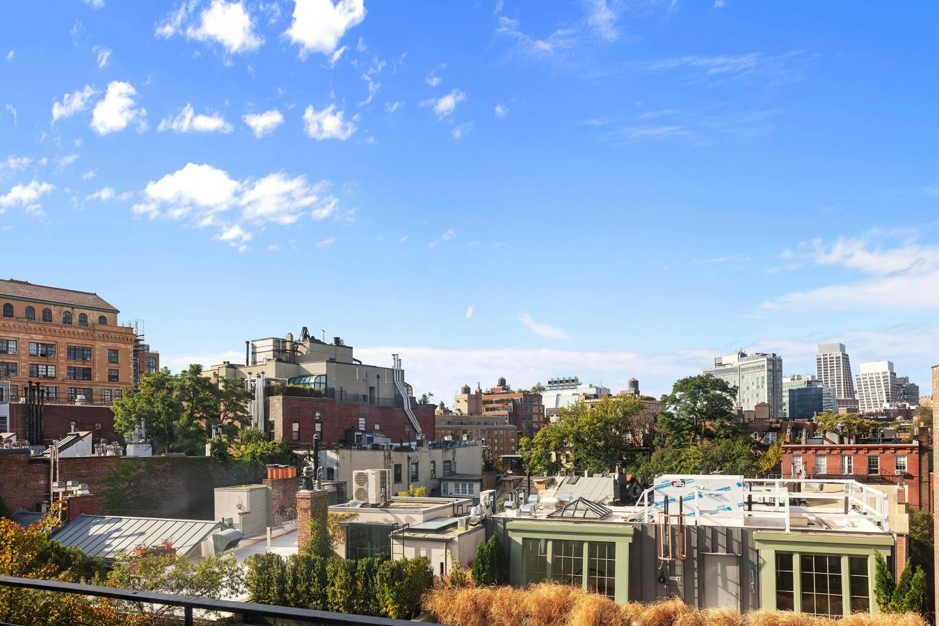 West Village, New York, 10014, United States, 1 Bedroom Bedrooms, ,1 BathroomBathrooms,Residential,For Sale,2009117