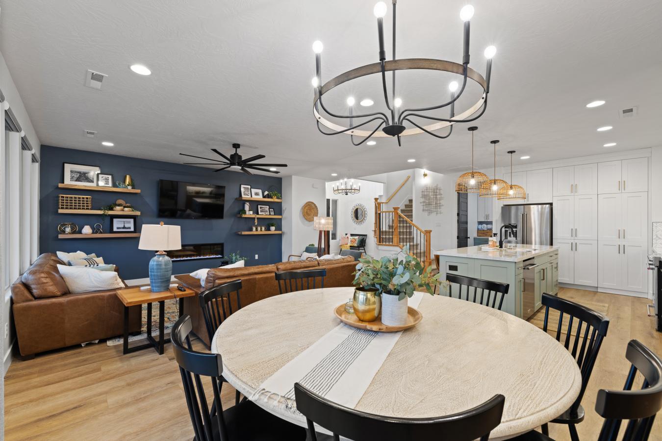 Hurricane, Washington, 84737, United States, 4 Bedrooms Bedrooms, ,4 BathroomsBathrooms,Residential,For Sale,2009336