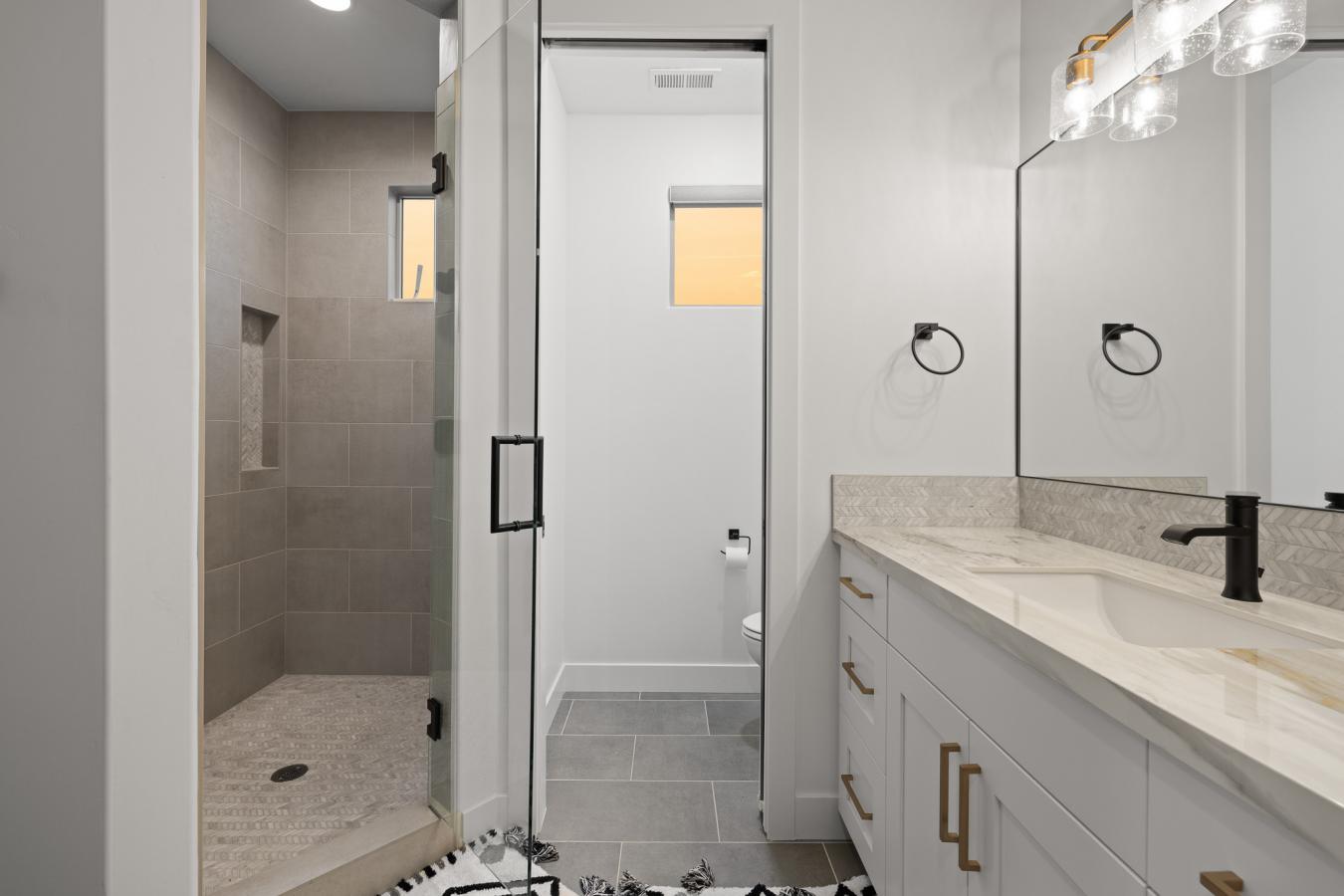 Hurricane, Washington, 84737, United States, 4 Bedrooms Bedrooms, ,4 BathroomsBathrooms,Residential,For Sale,2009336