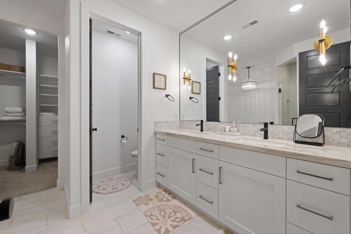 Hurricane, Washington, 84737, United States, 4 Bedrooms Bedrooms, ,4 BathroomsBathrooms,Residential,For Sale,2009336