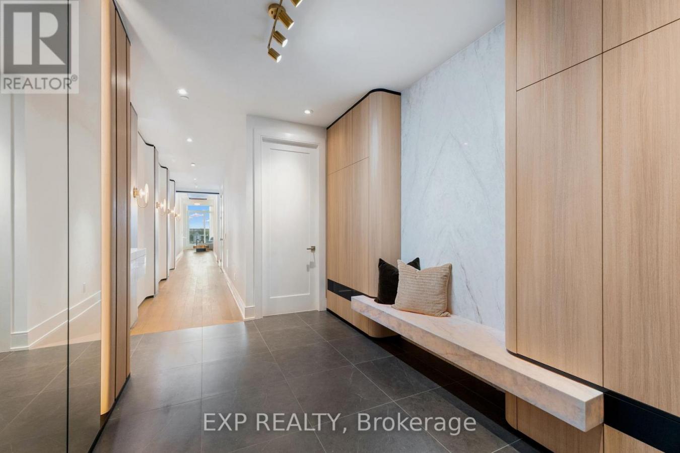 Markham (Royal Orchard), ON, L3T0H3, Canada, 3 Bedrooms Bedrooms, ,3 BathroomsBathrooms,Residential,For Sale,2009334