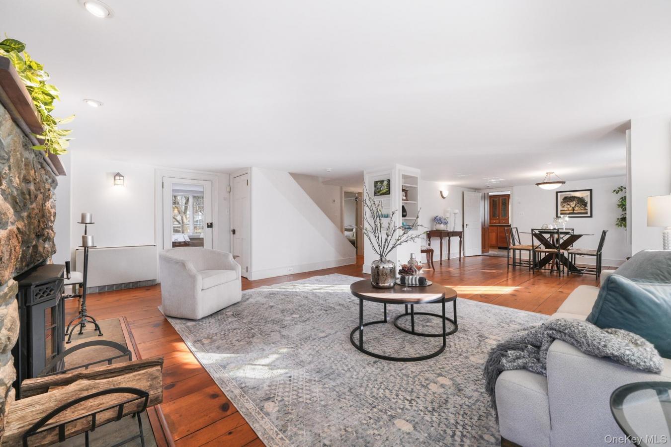 Yorktown, Westchester County, 10562, United States, 4 Bedrooms Bedrooms, ,3 BathroomsBathrooms,Residential,For Sale,2009333