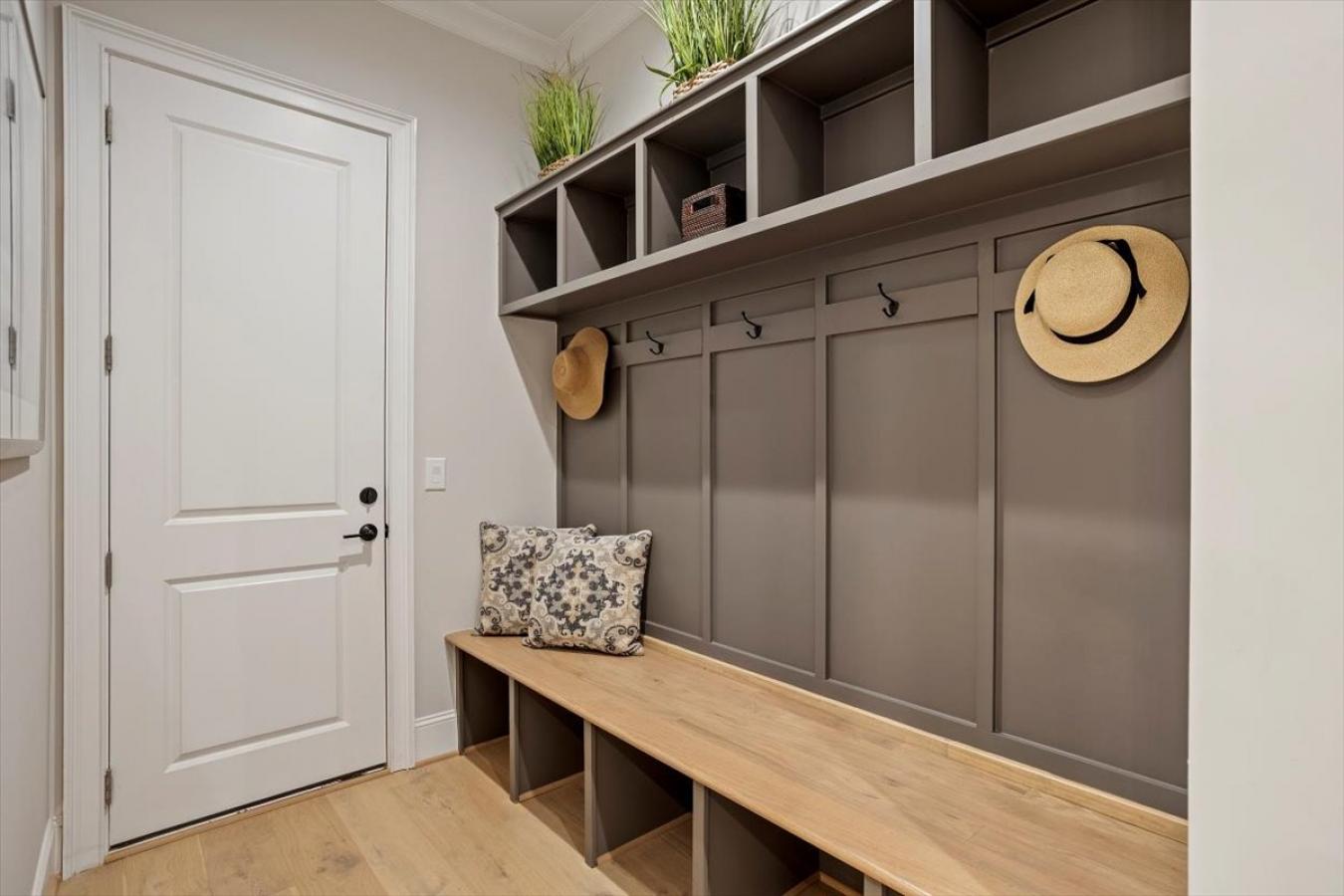 Youngsville, Franklin, 27596, United States, 4 Bedrooms Bedrooms, ,4 BathroomsBathrooms,Residential,For Sale,2009331