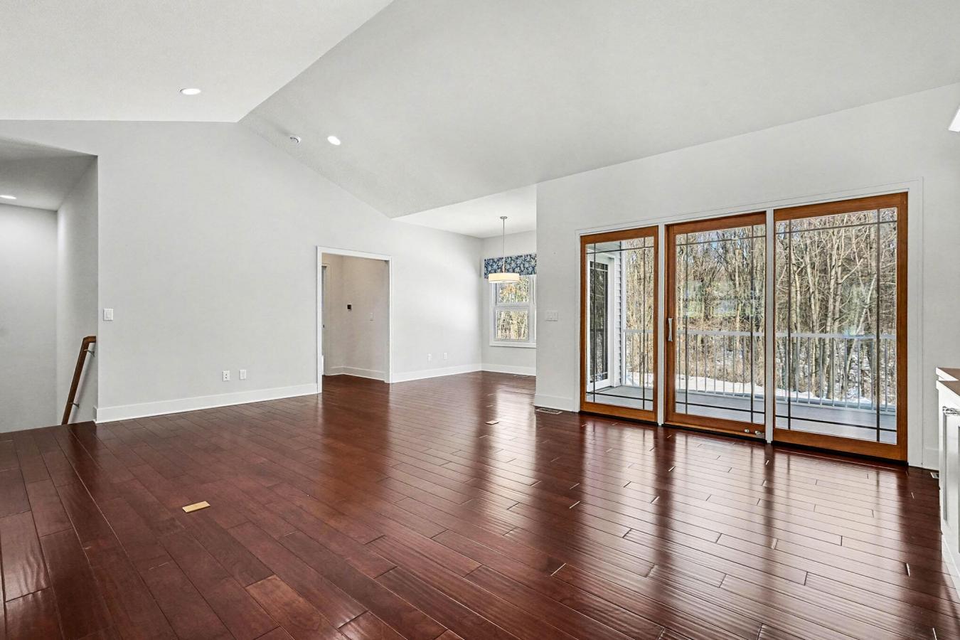 Kalamazoo, Kalamazoo, 49009, United States, 5 Bedrooms Bedrooms, ,3 BathroomsBathrooms,Residential,For Sale,2009327