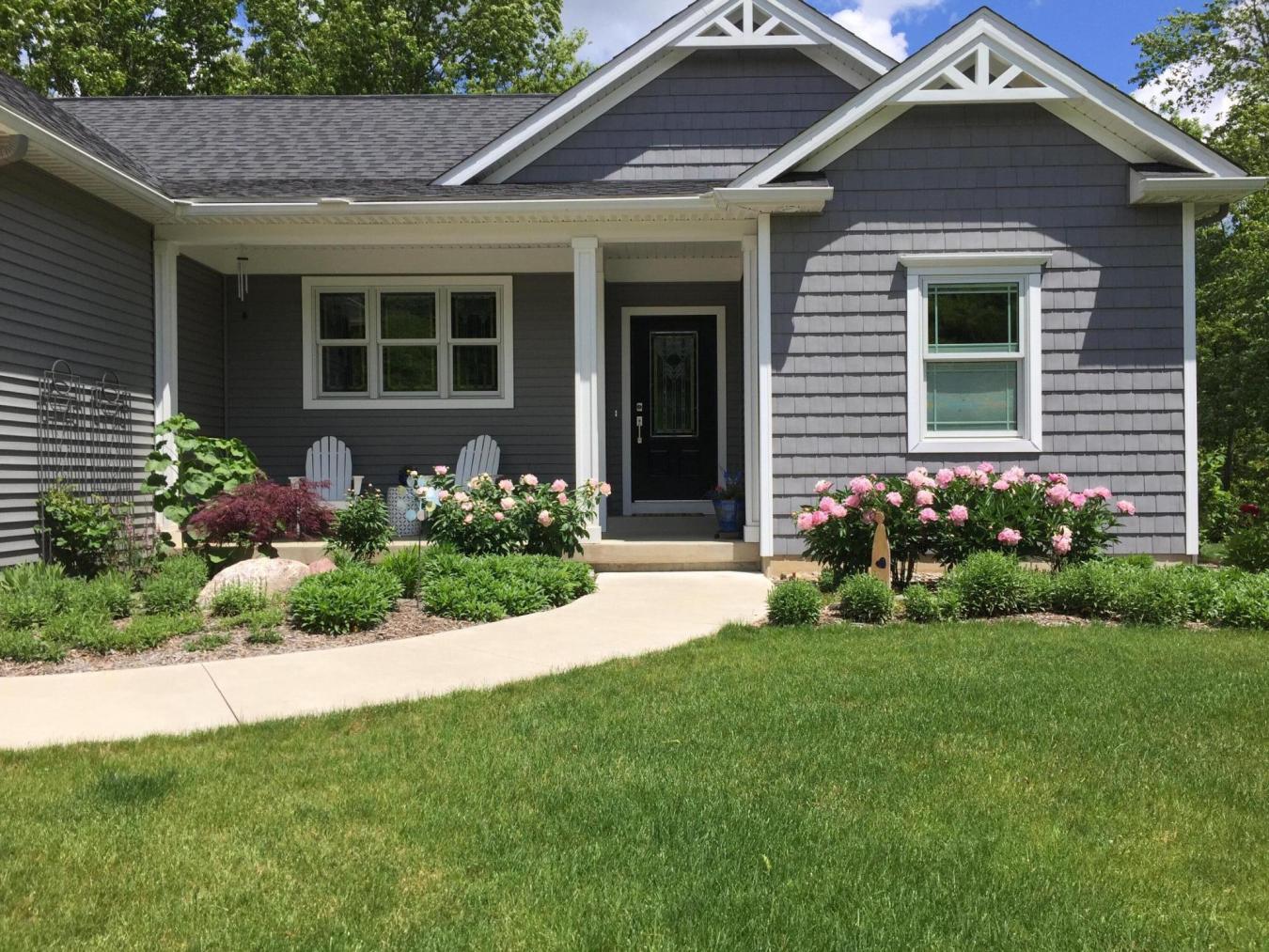 Kalamazoo, Kalamazoo, 49009, United States, 5 Bedrooms Bedrooms, ,3 BathroomsBathrooms,Residential,For Sale,2009327