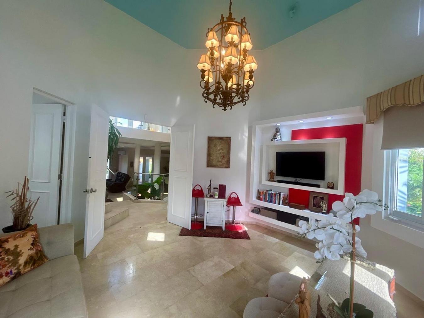 Humacao, Humacao, PR 00791, Puerto Rico, 5 Bedrooms Bedrooms, ,4 BathroomsBathrooms,Residential,For Sale,2009777