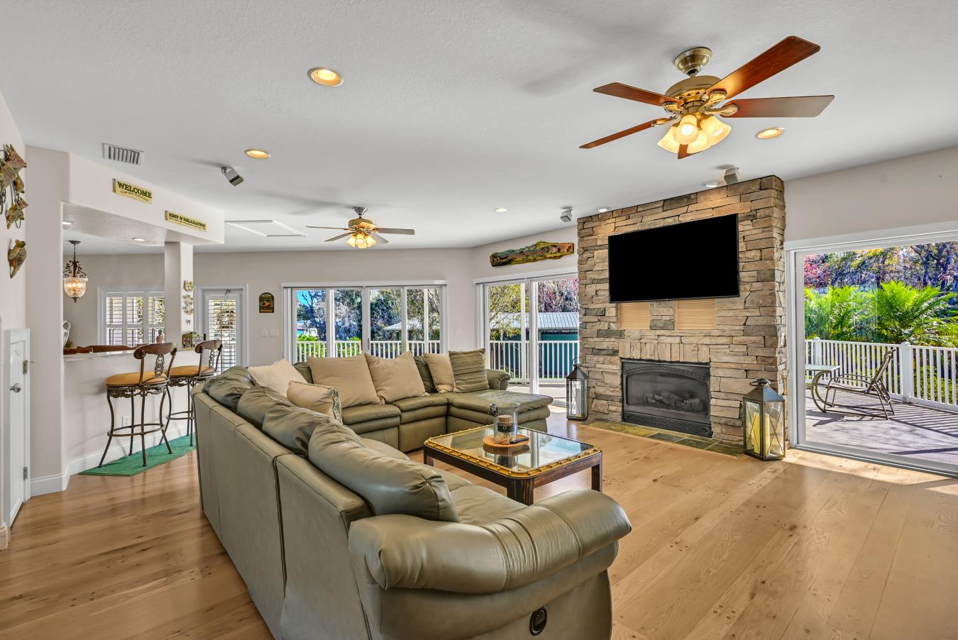 Astor, Lake, 32102, United States, 4 Bedrooms Bedrooms, ,4 BathroomsBathrooms,Residential,For Sale,2009326