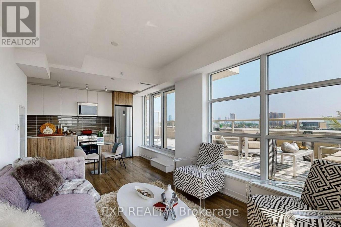 Toronto, ON, M6N1J6, Canada, ,2 BathroomsBathrooms,Residential,For Sale,2009776