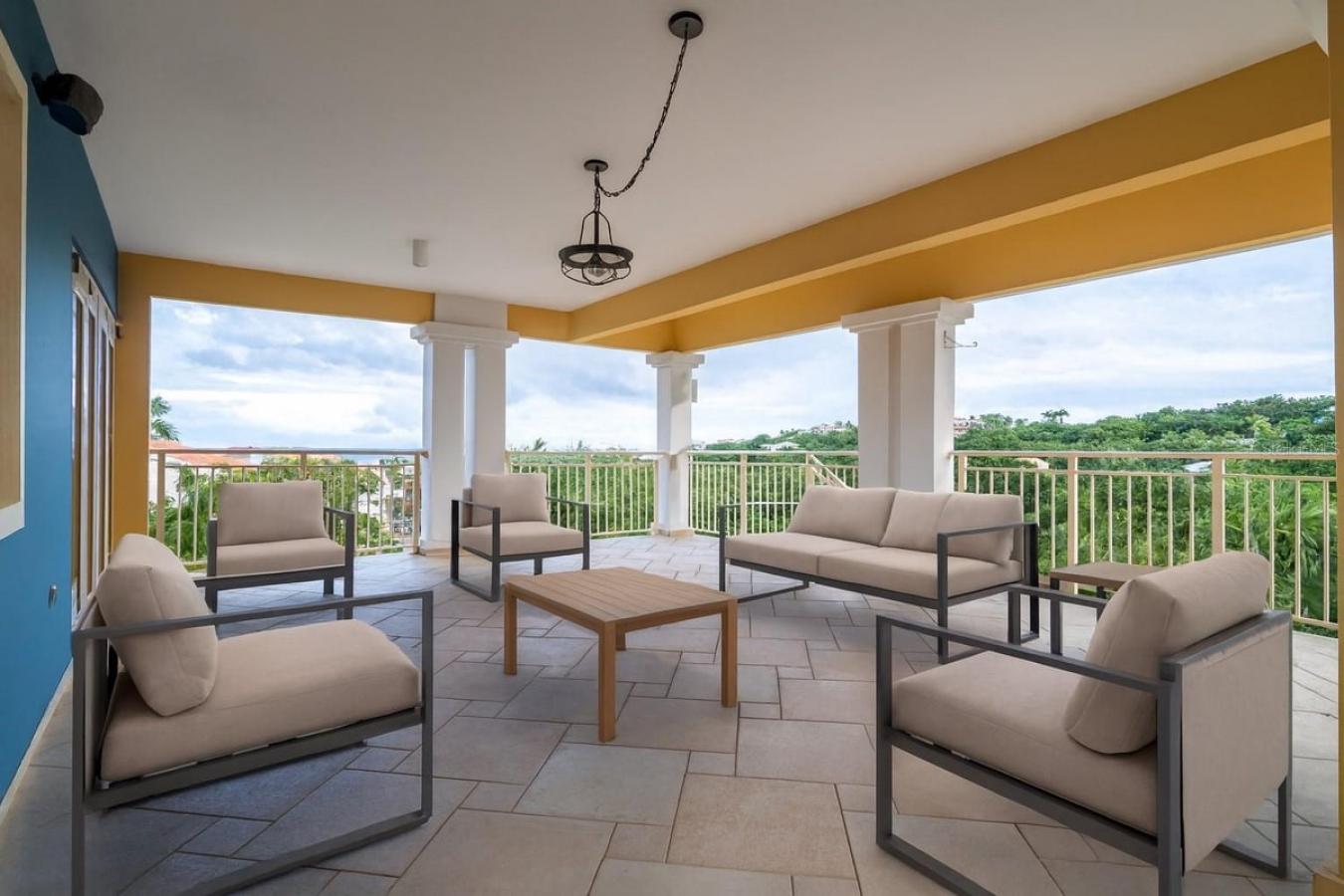 Humacao, Humacao, PR 00791, Puerto Rico, 5 Bedrooms Bedrooms, ,5 BathroomsBathrooms,Residential,For Sale,2009773