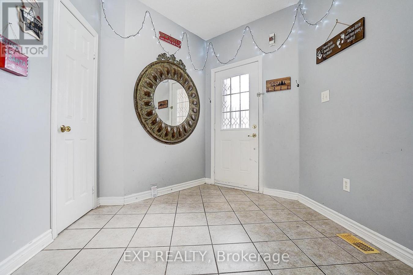 Barrie (Painswick South), ON, L4N5Z6, Canada, 4 Bedrooms Bedrooms, ,3 BathroomsBathrooms,Residential,For Sale,2009774