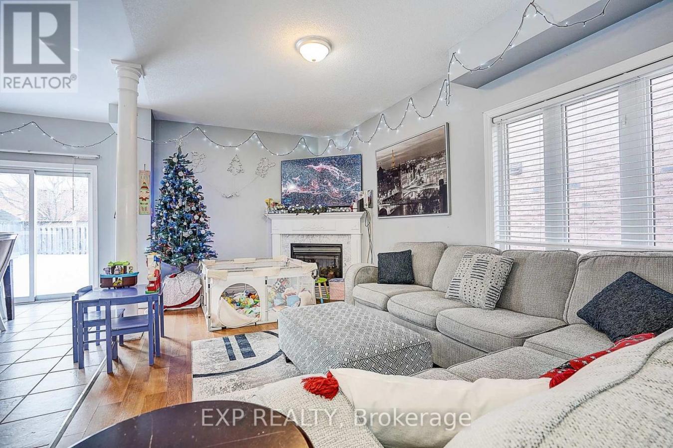 Barrie (Painswick South), ON, L4N5Z6, Canada, 4 Bedrooms Bedrooms, ,3 BathroomsBathrooms,Residential,For Sale,2009774