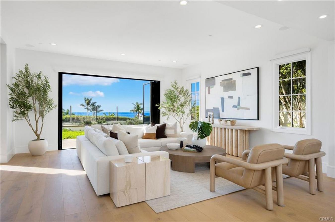 Newport Coast, Orange, 92657, United States, 5 Bedrooms Bedrooms, ,6 BathroomsBathrooms,Residential,For Sale,2009772