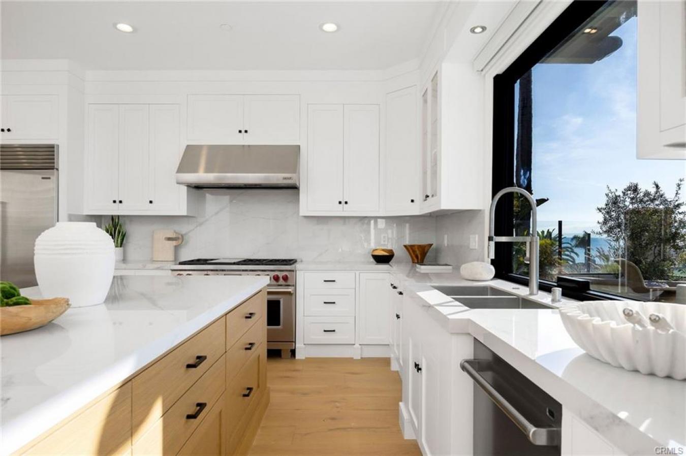 Newport Coast, Orange, 92657, United States, 5 Bedrooms Bedrooms, ,6 BathroomsBathrooms,Residential,For Sale,2009772