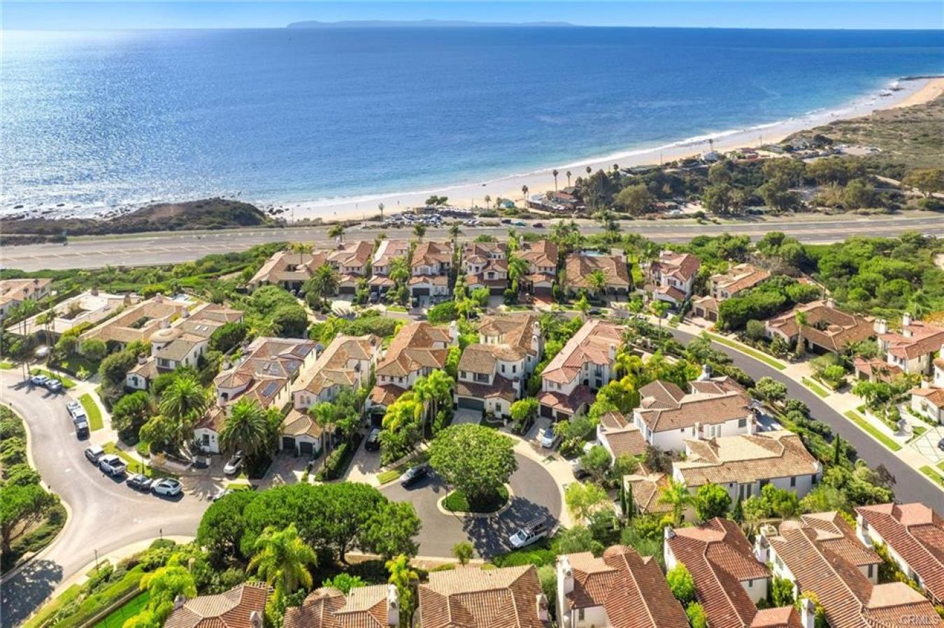 Newport Coast, Orange, 92657, United States, 5 Bedrooms Bedrooms, ,6 BathroomsBathrooms,Residential,For Sale,2009772