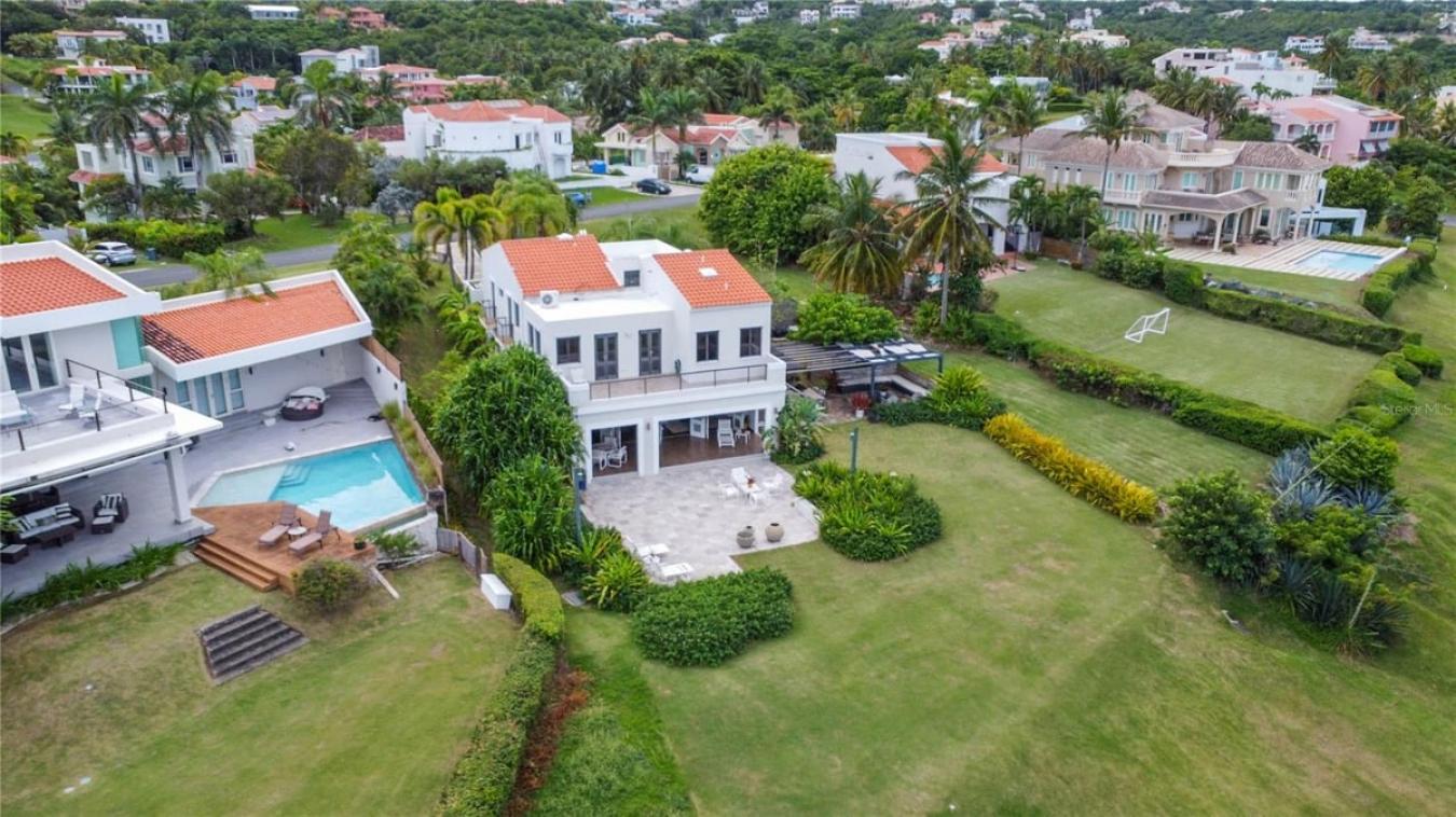 Humacao, Humacao, PR 00791, Puerto Rico, 3 Bedrooms Bedrooms, ,4 BathroomsBathrooms,Residential,For Sale,2009770