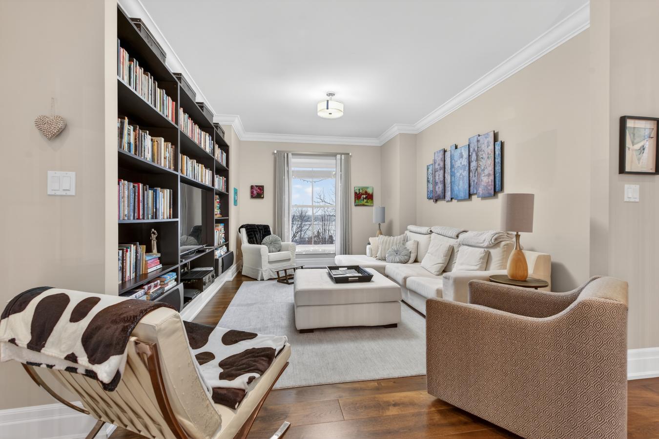 Kingston, Frontenac, K7K 6W4, Canada, 3 Bedrooms Bedrooms, ,2 BathroomsBathrooms,Residential,For Sale,2009769